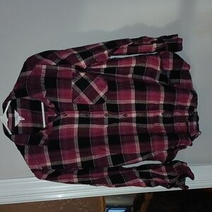 🚨5/$20🚨Plaid long sleeve